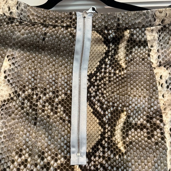 ERDEM Ari snake printed pencil skirt w/ blue lace panel, silk lining - US 8 - Picture 8 of 15